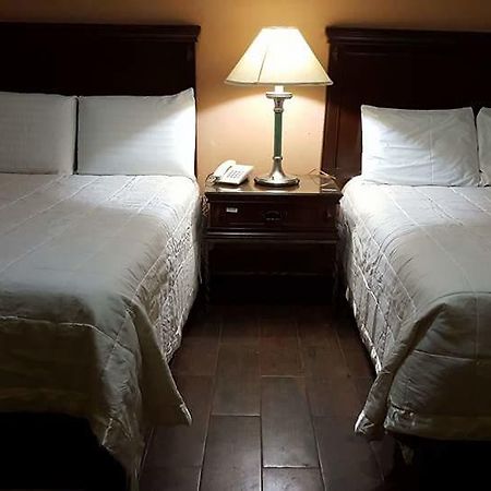 Hotel La Posta Monclova Buitenkant foto