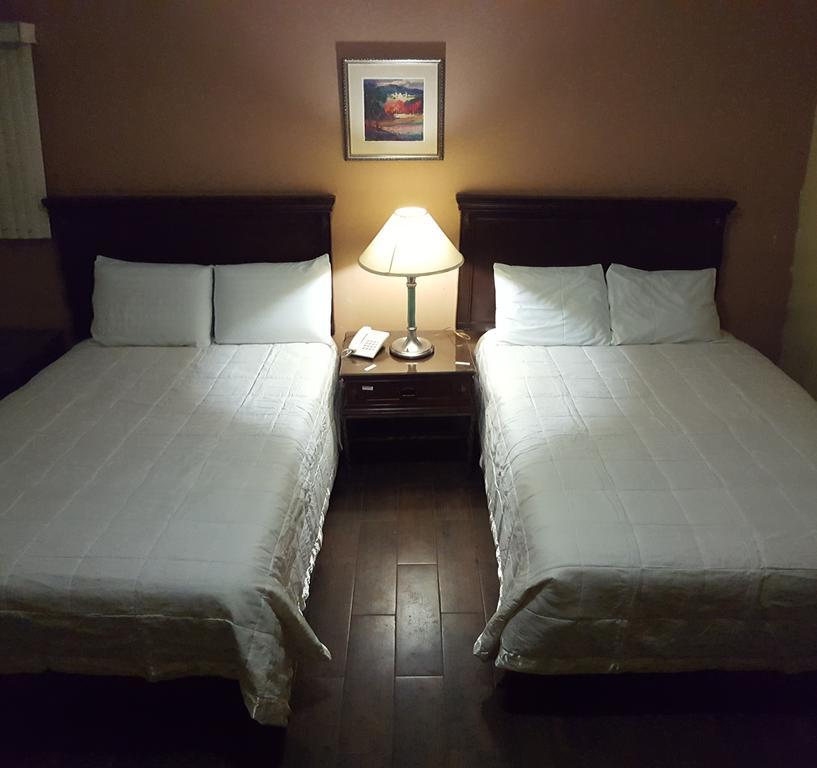 Hotel La Posta Monclova Kamer foto